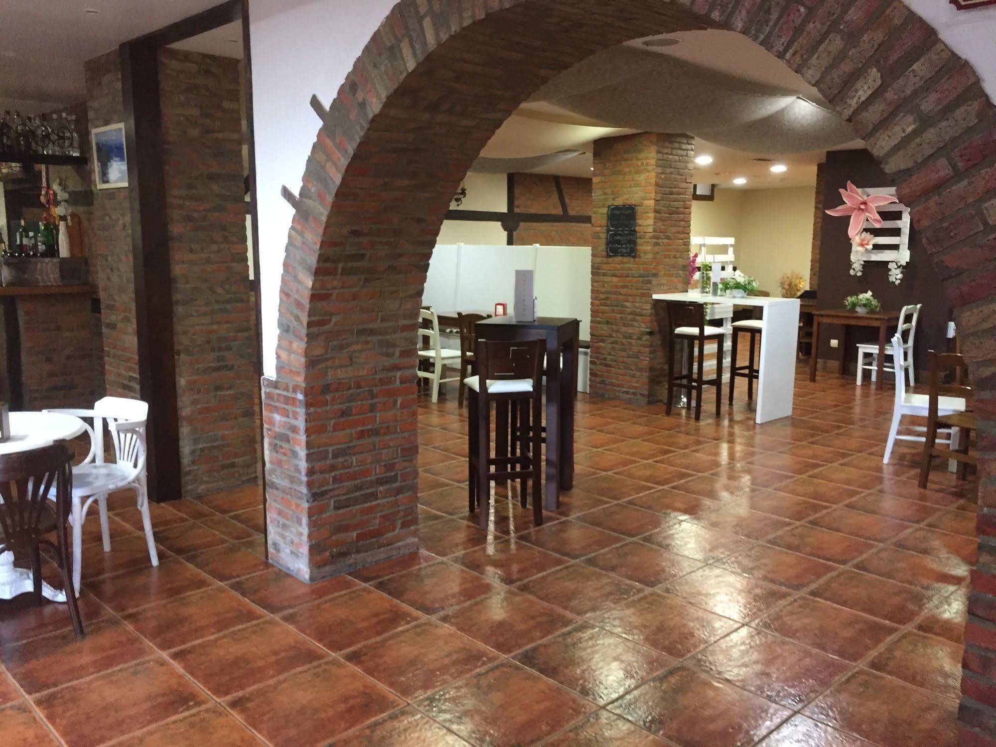 Hotel Marfrei Hinojedo Exterior foto
