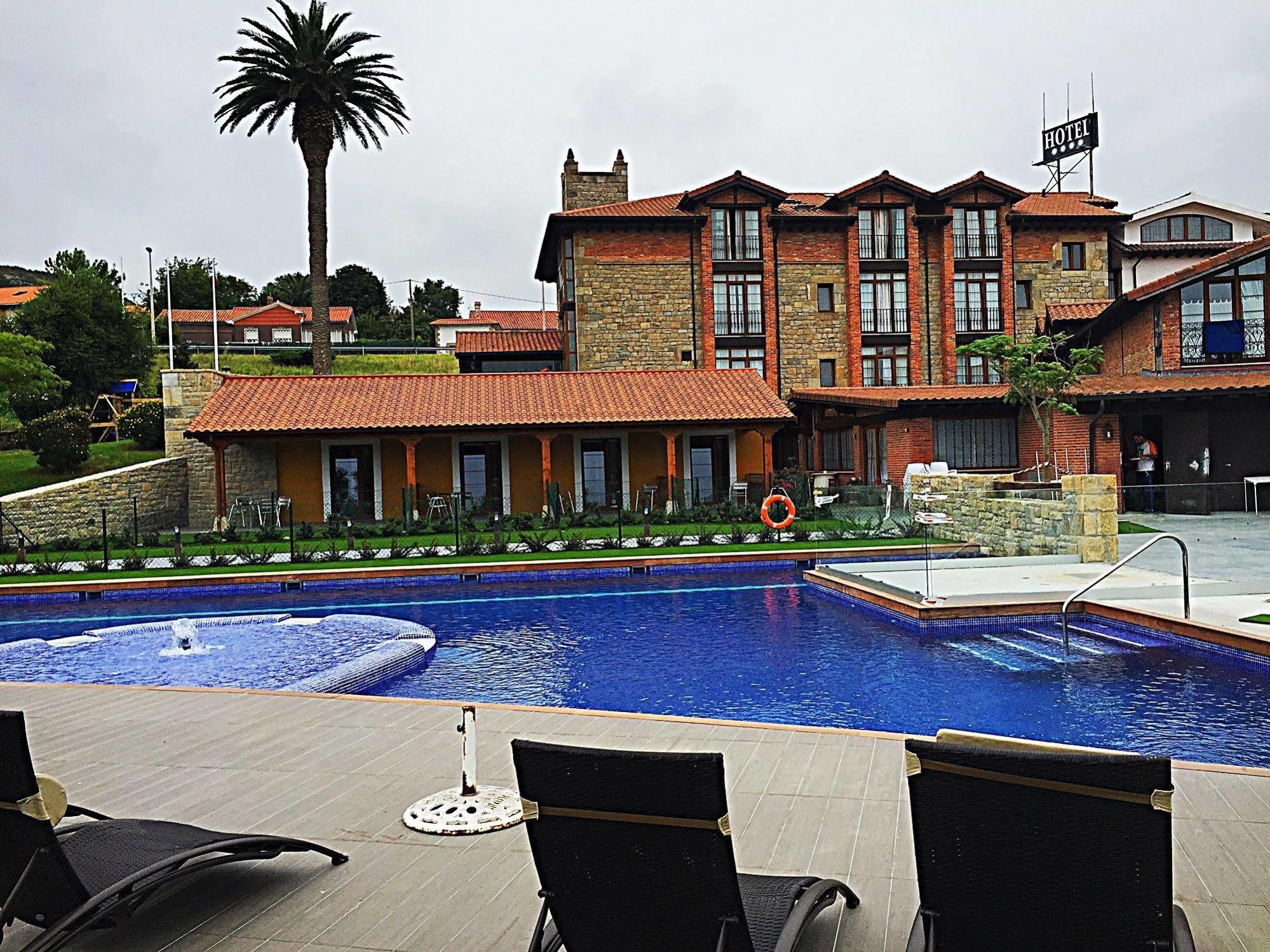 Hotel Marfrei Hinojedo Exterior foto